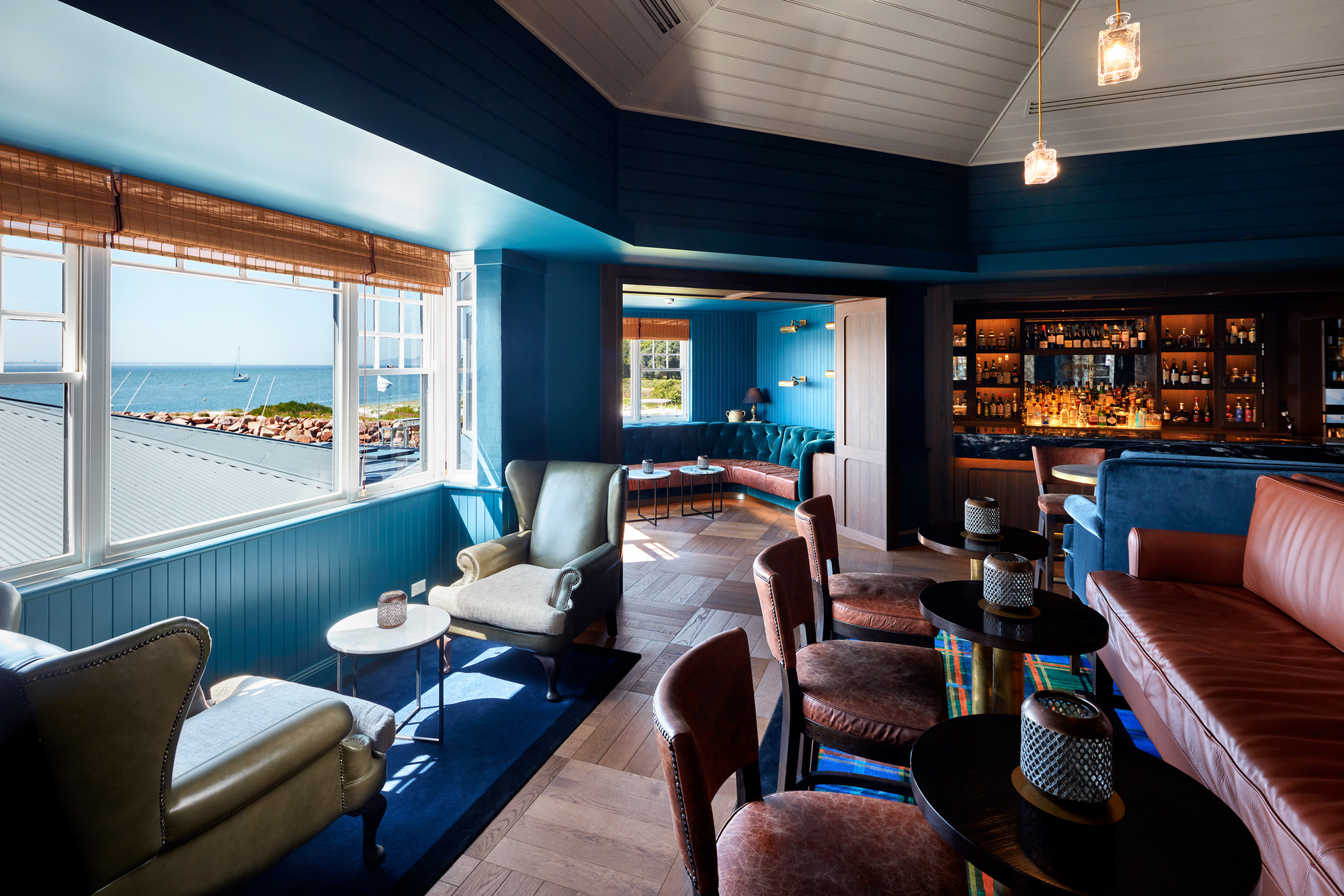 porthole bar porthole bar