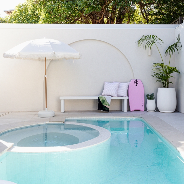 Sestra Beach House Fingal Bay Pool and Spa