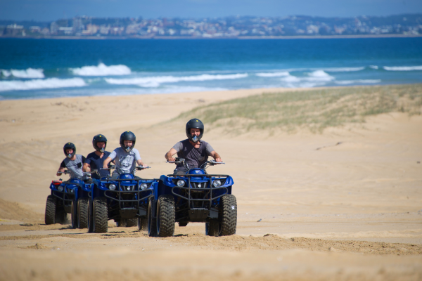 escape to port stephens 10